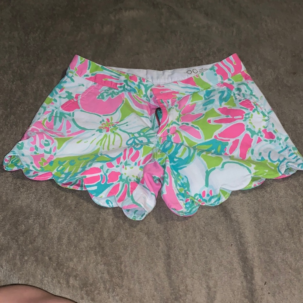 Lilly Pulitzer shorts only worn twice!